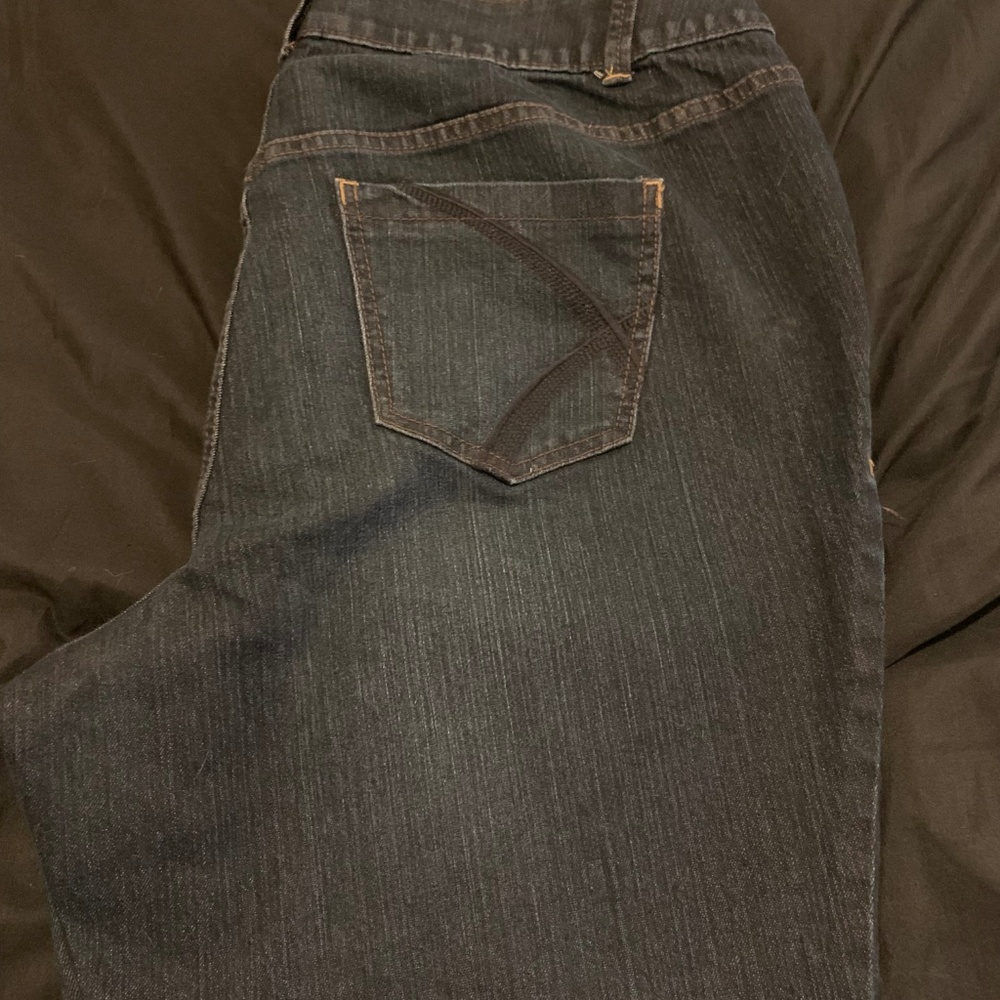 Jeans - Picture 2 of 2